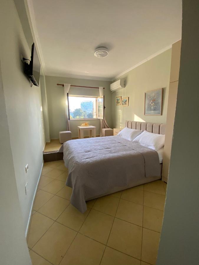 Central Park Rooms Τίρανα Εξωτερικό φωτογραφία